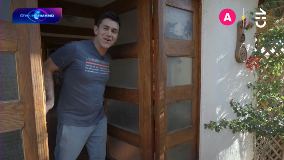 Llena de gallinas y tortugas: Así es la bucólica casa de Remigio Remedy