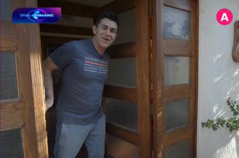 Llena de gallinas y tortugas: Así es la bucólica casa de Remigio Remedy