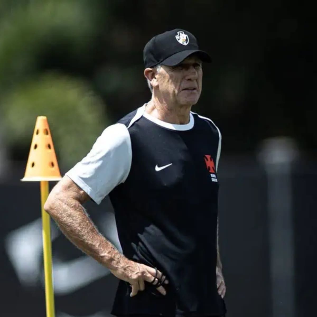 Lo hizo en Chile y ahora en Argentina: DT “flojo” da que hablar por ninguneo a la Copa Sudamericana