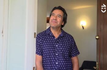 Con un gong y un piano: Así es la casa de Renato Munster