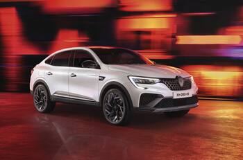 Conoce al crossover de Renault que llega electrificado a Chile