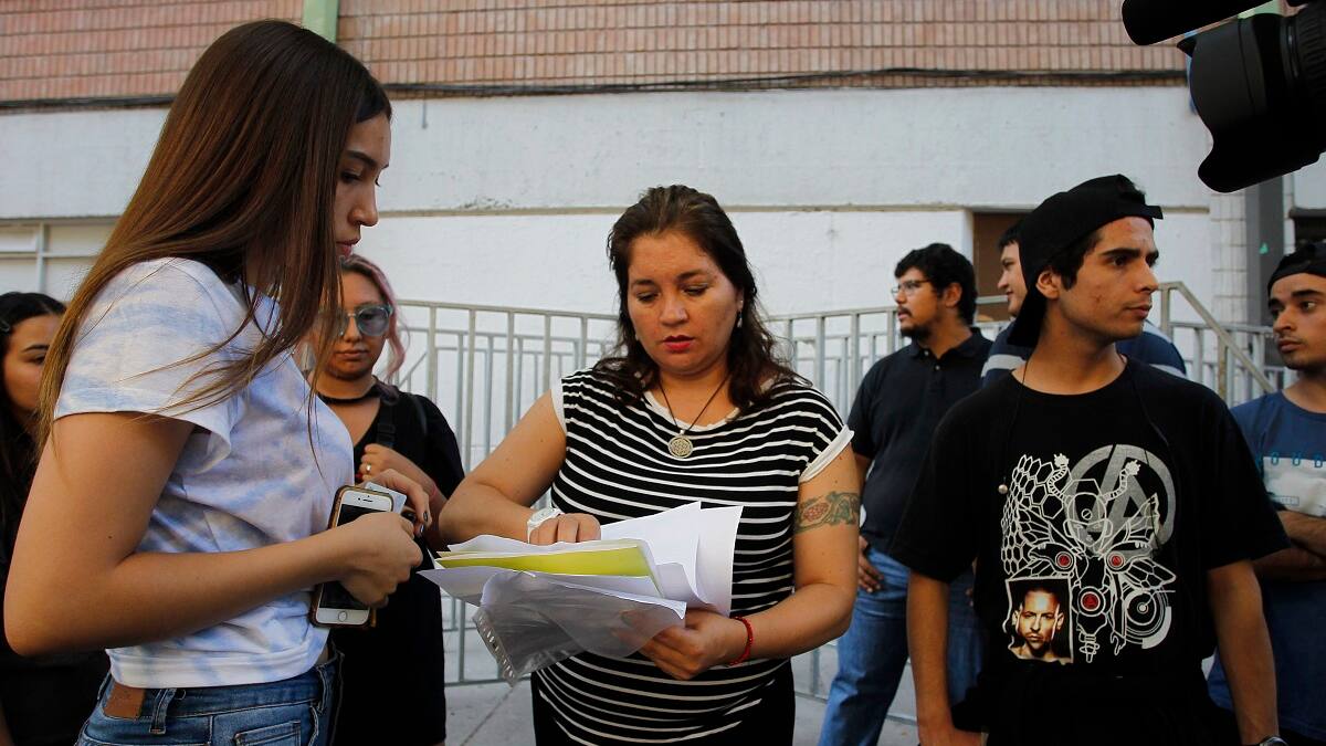 ¿Cómo revisar si obtuve los beneficios estudiantiles para la educación superior?