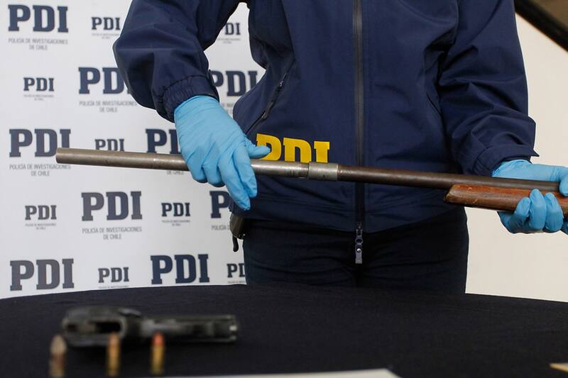 2 personas fueron detenidas en relación a la Resistencia Mapuche Lafkenche, entre ellas dos carabineros.
