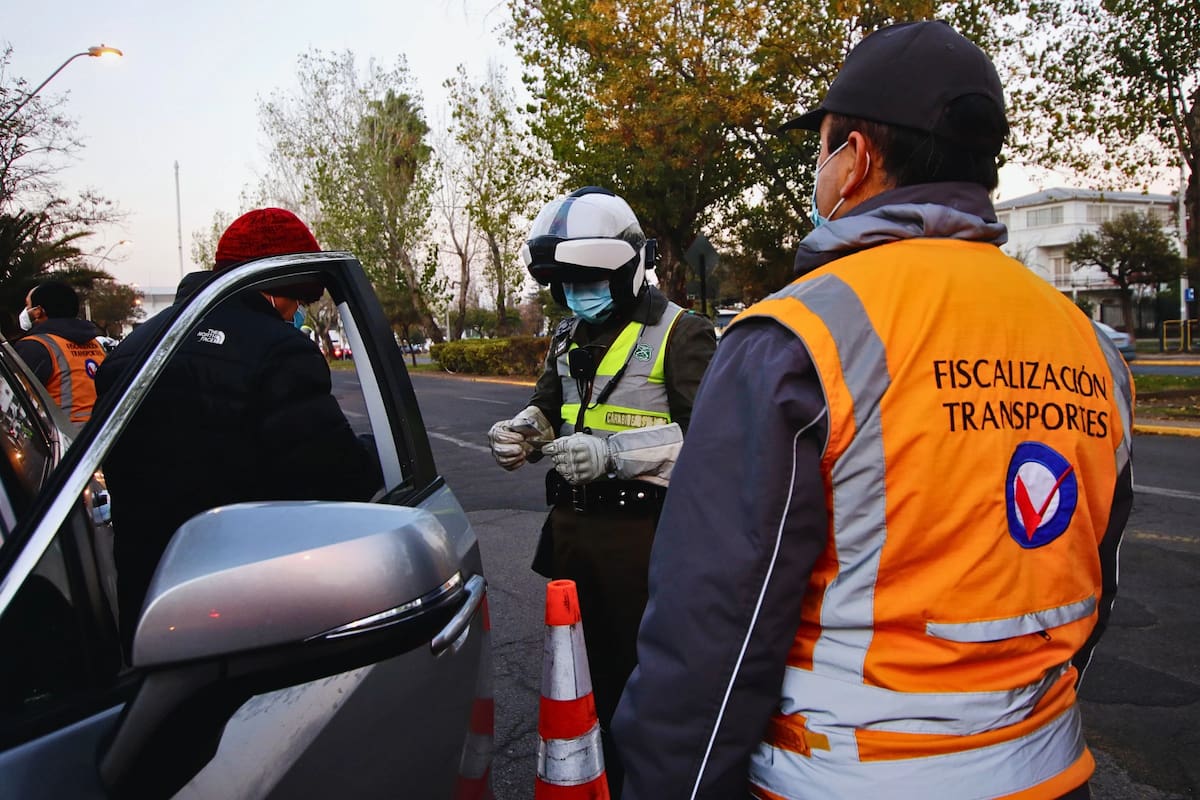 La infracción se traduce en una multa puede llegar a costar hasta 1,5 UTM. Foto: Aton.