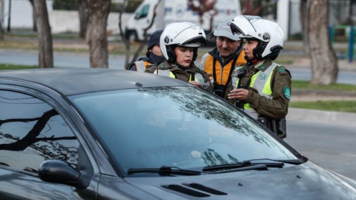 Restricción vehicular: Estas patentes NO podrán circular el jueves 14 de mayo por Santiago
