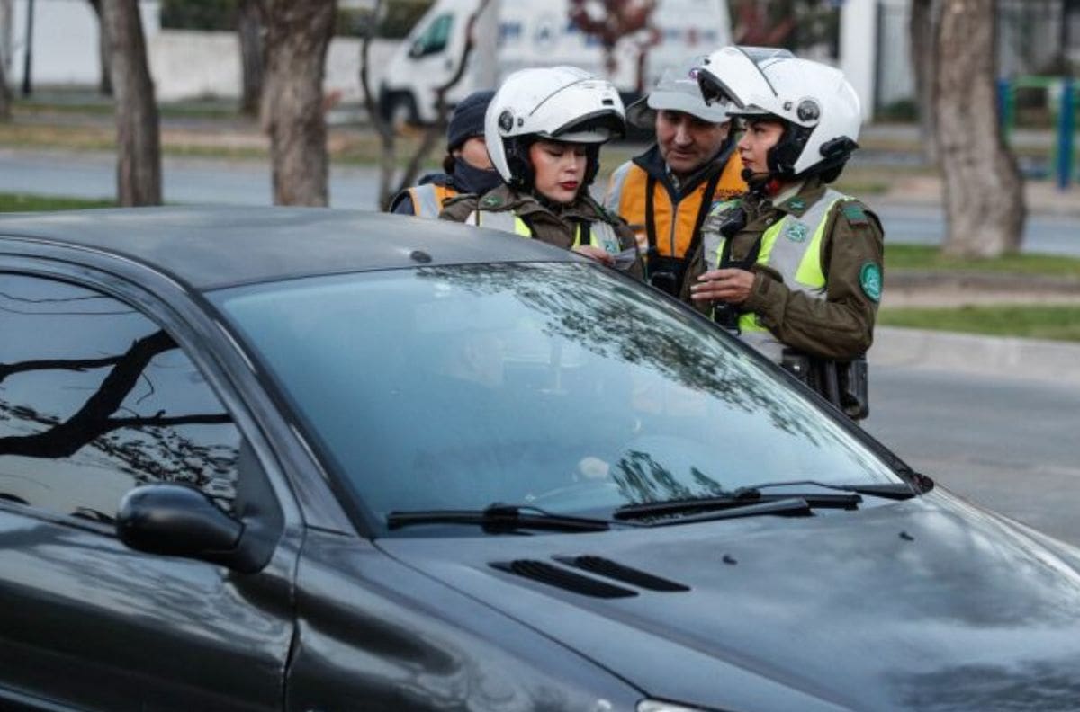 Restricción vehicular: Estas patentes NO podrán circular el jueves 14 de mayo por Santiago
