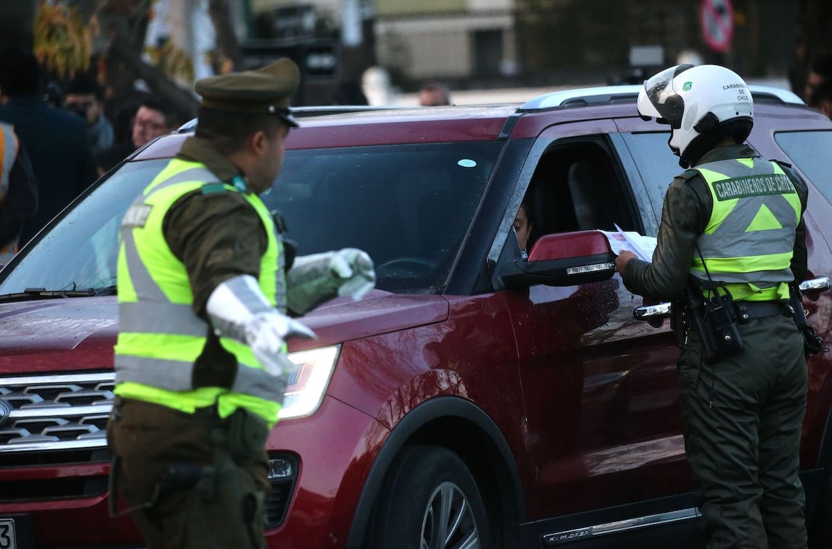 Restricción vehicular 2026: Estas patentes NO podrán circular por Santiago el miércoles 13 de mayo