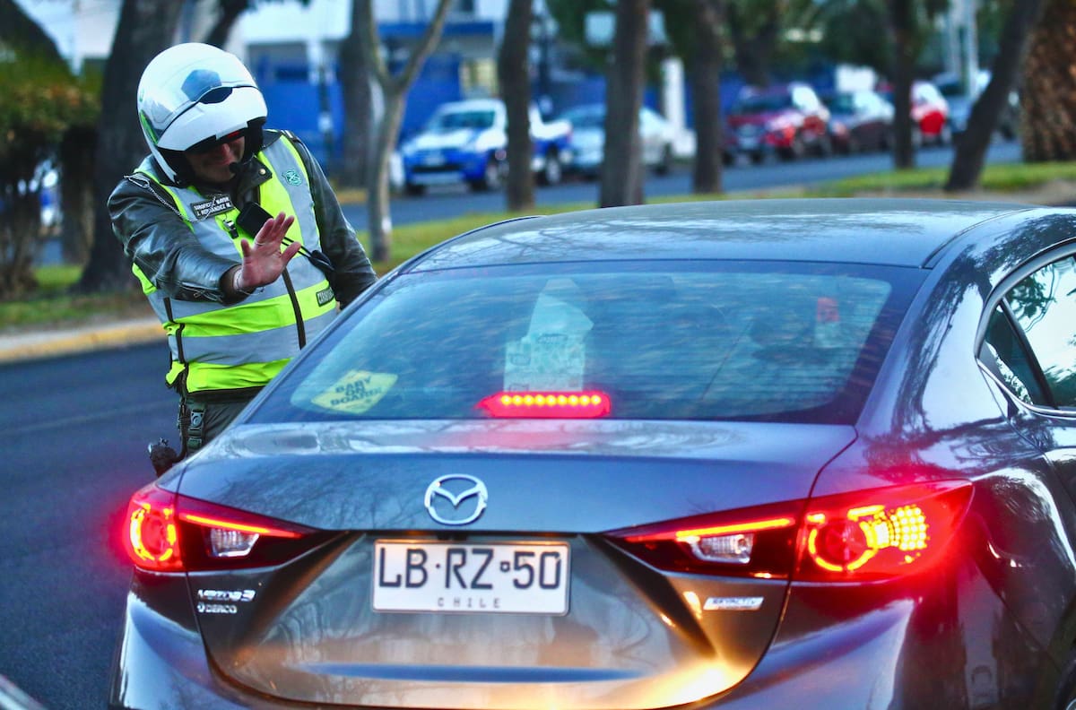 Revisa cuáles son las patentes con restricción vehicular este viernes 29 de mayo en Santiago
