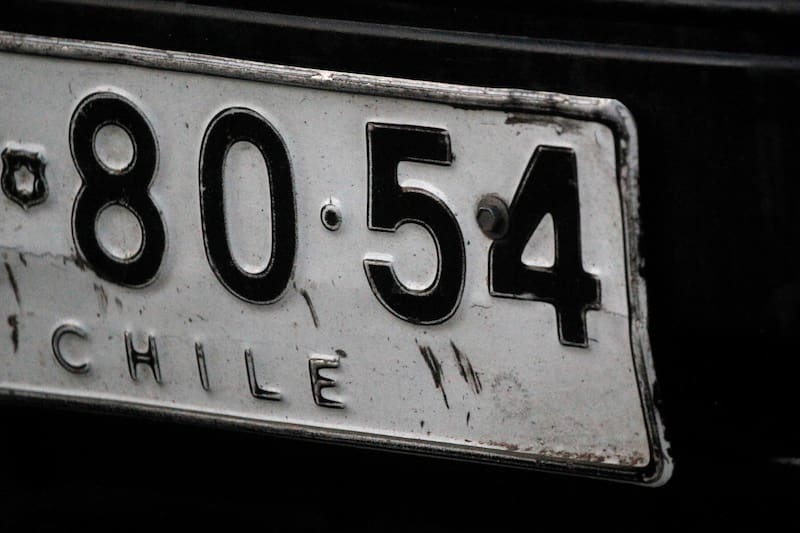Estos son las patentes que no pueden circular este miércoles 27 de agosto en Santiago.