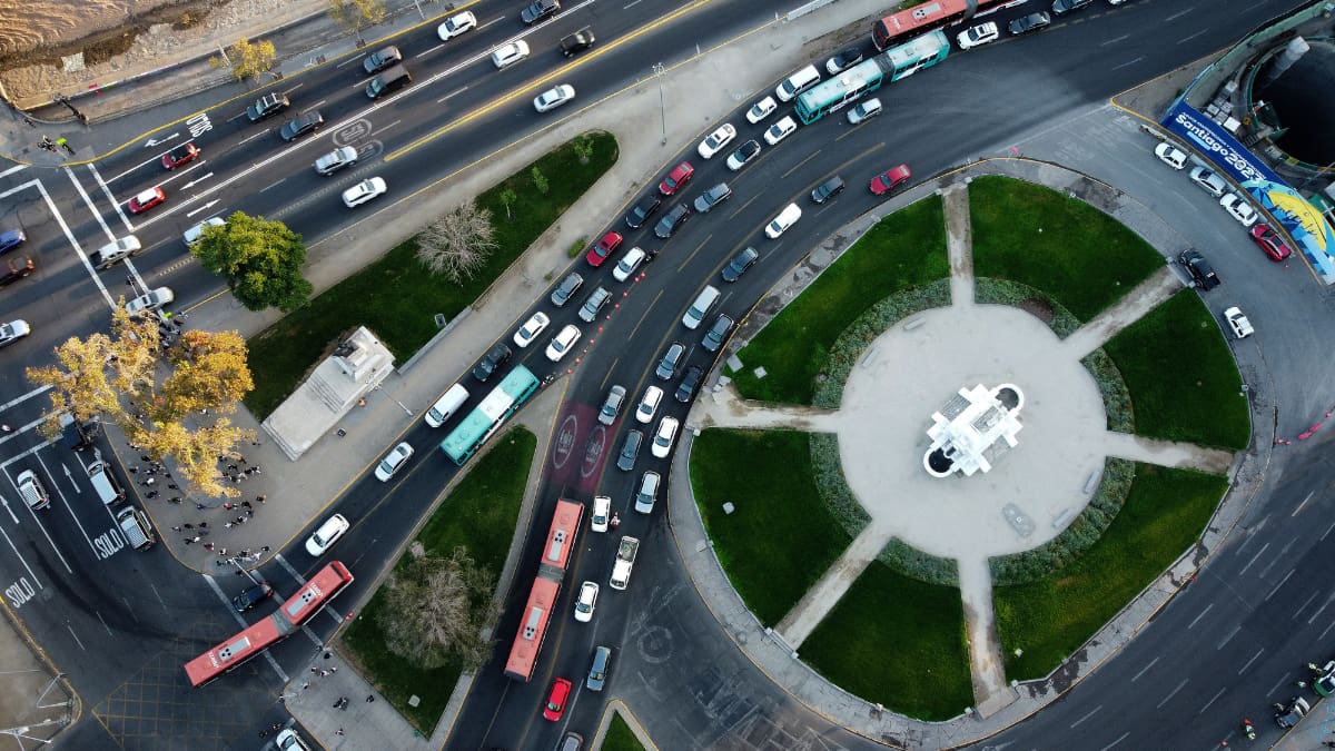 Restricción vehicular para este miércoles: Estas patentes NO podrán circular por Santiago el 3 de junio