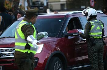 Por alta congestión y polución ambiental: analizan implementar restricción vehicular en esta comuna