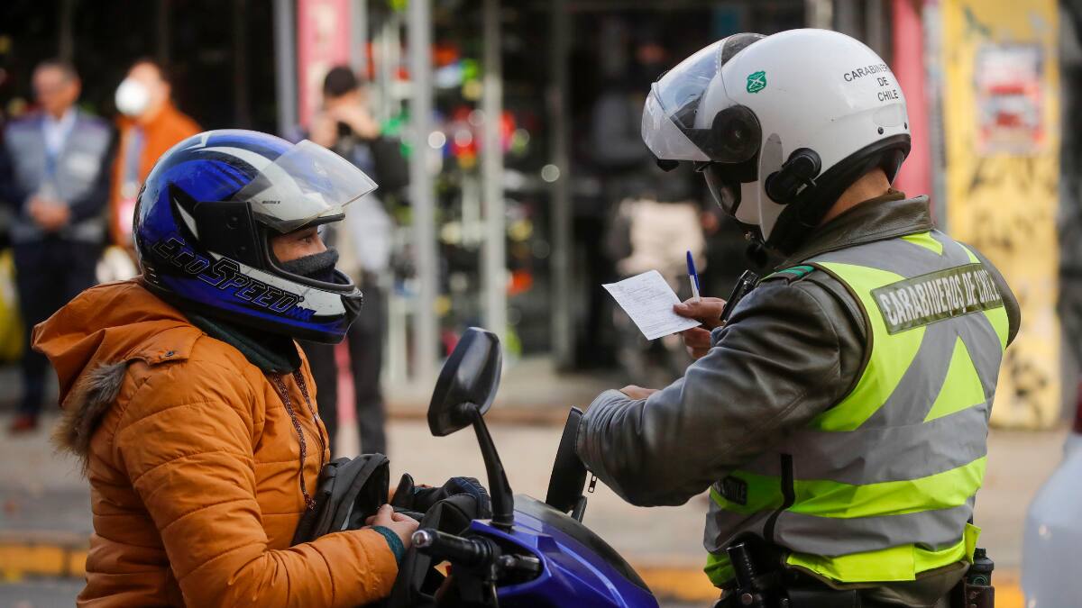 Restricción Vehicular: ¿Quiénes no pueden circular este lunes 26 de agosto en la Región Metropolitana?