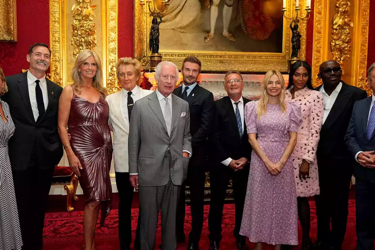 recibió a distintos famosos en los premios de la Fundación del Rey.