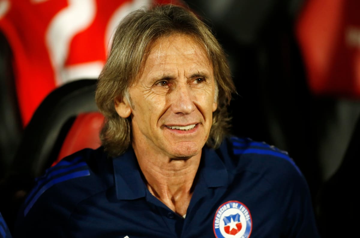 Mientras en Chile nadie lo quiere, este club decidió hacerle una estatua a Ricardo Gareca