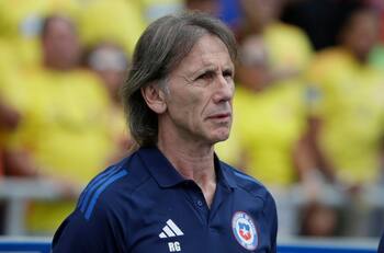 Nuevo técnico de Perú reveló que Ricardo Gareca lo llamó por este motivo