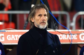 “Es muy factible”: Ricardo Gareca ya suma pretendientes y volvería a ser rival de Chile