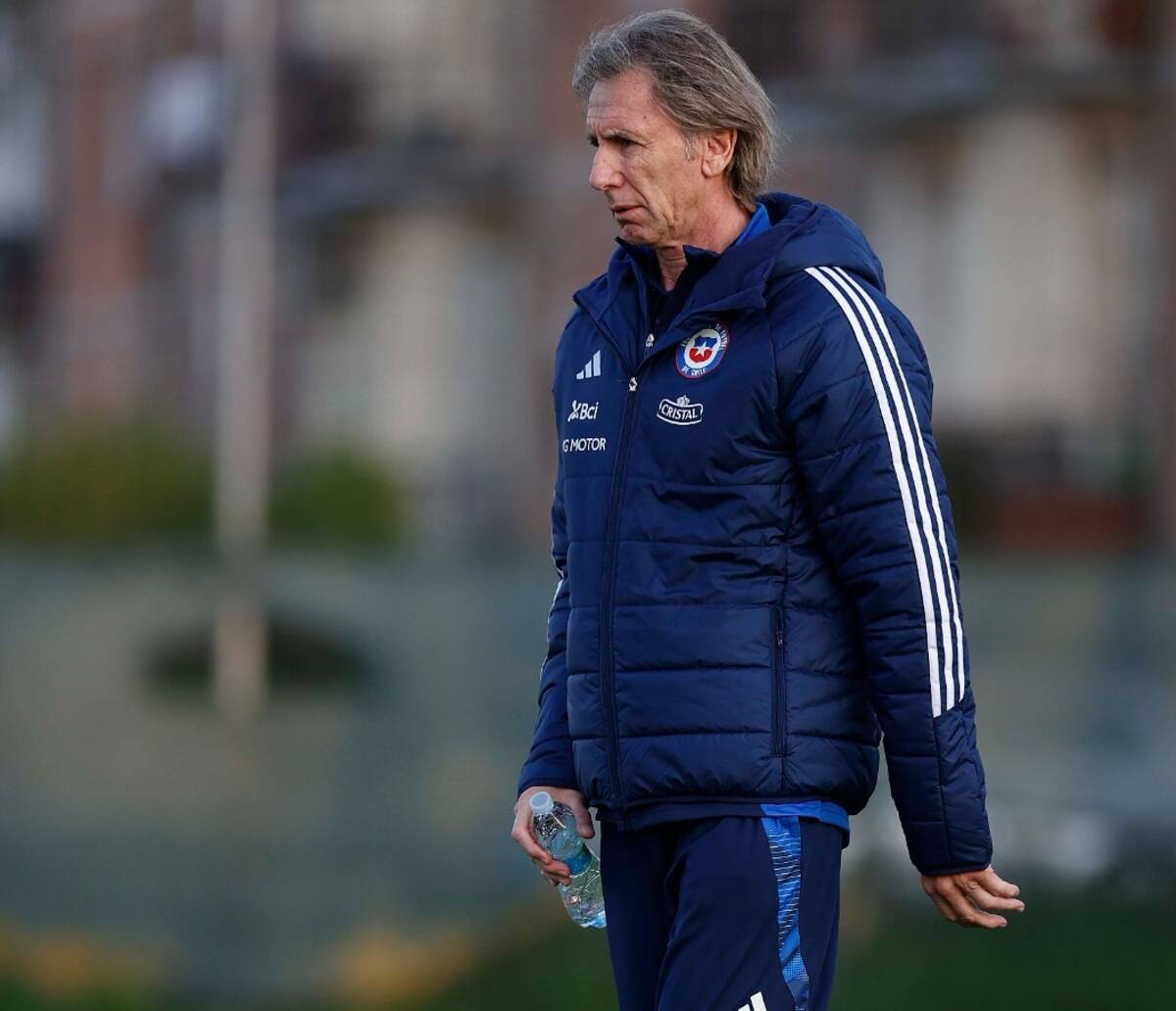 Ricardo Gareca, durante un entrenamiento de la Selección chilena. Foto: Comunicaciones FFCh.