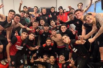 Ídolo de la UC se luce en las inferiores de Newell’s: comandó el triunfo en el clásico ante Rosario Central