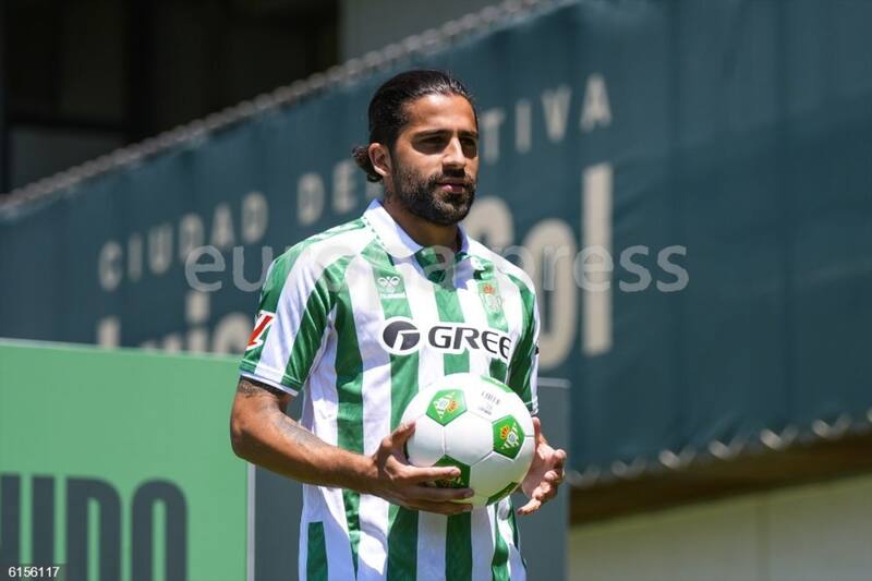 Ricardo Rodríguez partirá del Betis.