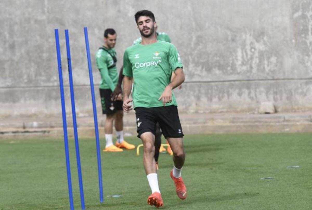 Ricardo Visus sería titular en el Betis ante Athletic de Bilbao