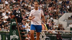 Es una leyenda del tenis y ahora pasea desapercibido en la Copa Davis Junior de Chile: “Feliz de estar aquí”