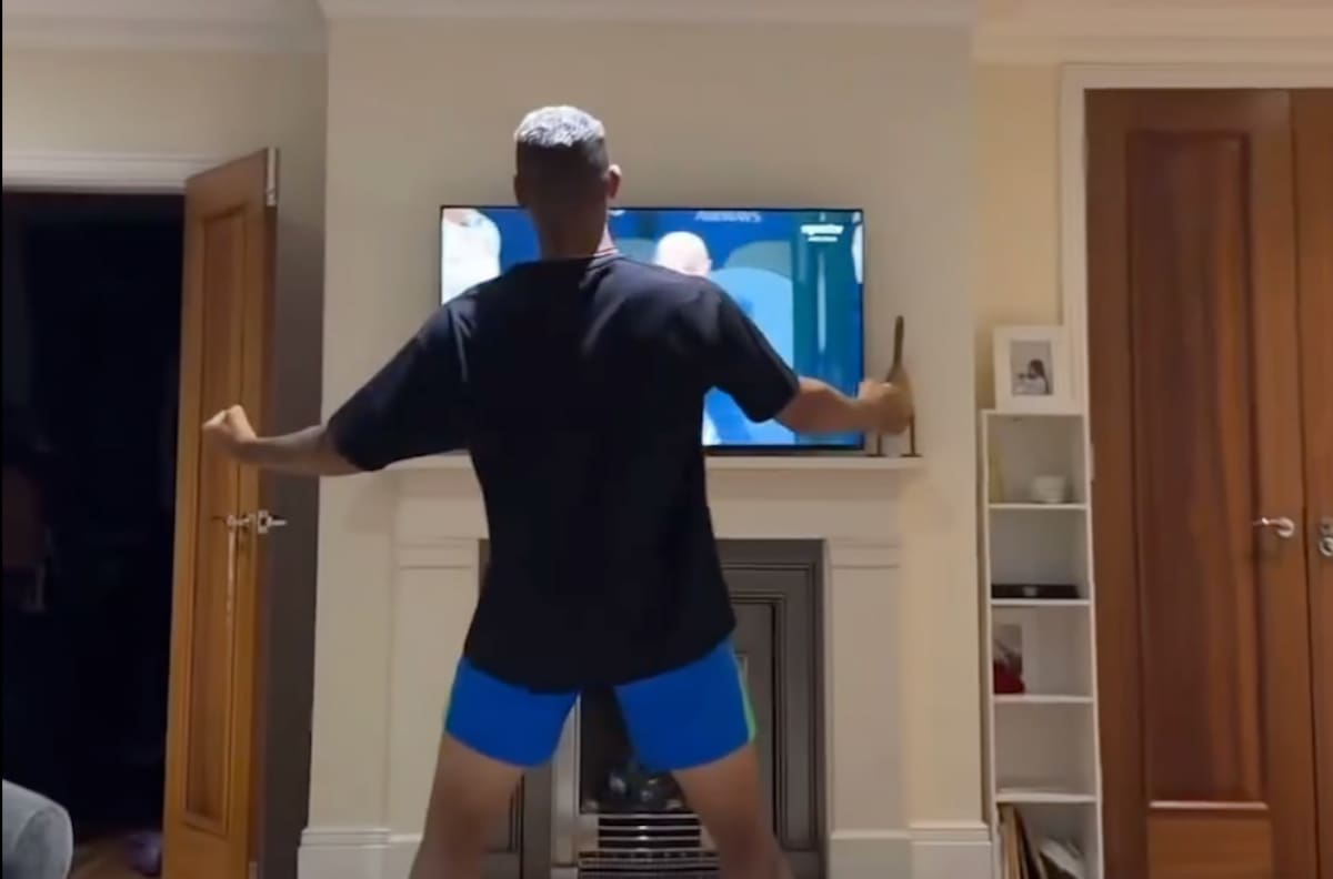 VIDEO | ¡Como si fuera español! Richarlison celebró con todo el gol de España contra Argentina
