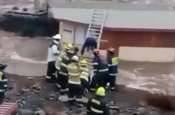 VIDEO| Así fue rescatada una persona en medio de la crecida del Río Aconcagua