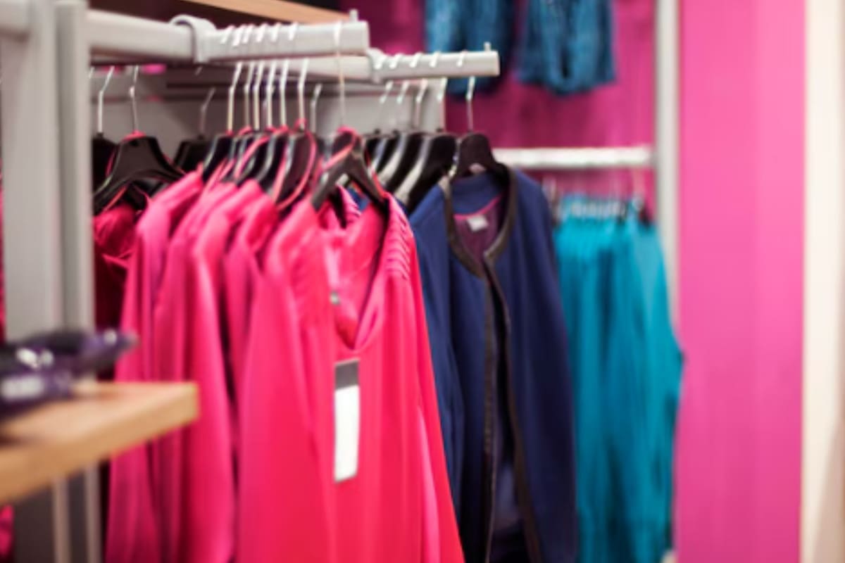 Esta tienda ofrece diferentes marcas conocidas a sus clientes.
Créditos: Freepik.
