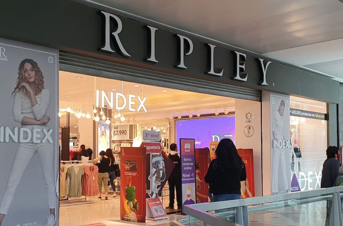 Ripley lanza más de 40 ofertas laborales por temporada de Navidad: Conoce los cargos y cómo postular