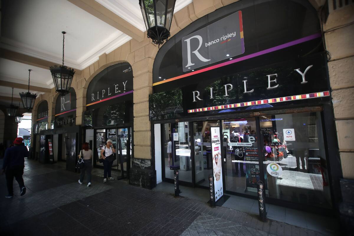 La empresa ofrece trabajos temporales para todos quienes busquen empleo en el retail.