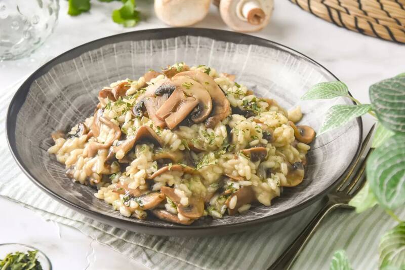 Así de fácil puedes preparar este plato típico de la gastronomía italiana.
Créditos: Bonviveur.