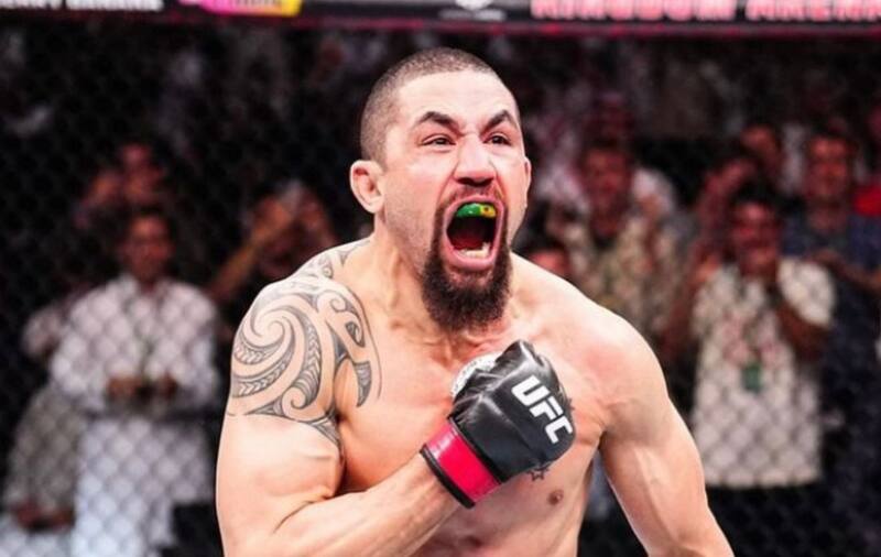 El australiano se llevó combate estelar de la UFC Fight Night tras derrotar al ruso Aliskerov. Créditos: @robwhittakermma.