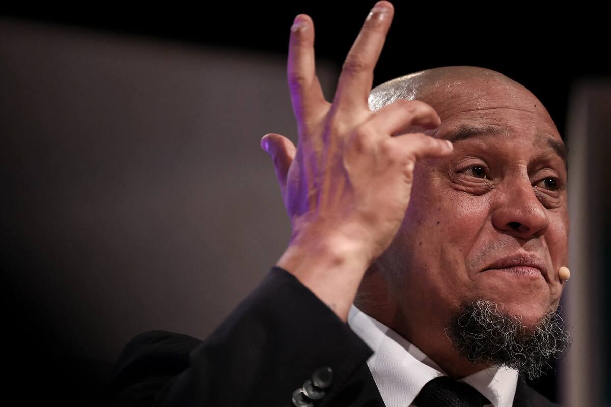 . El recordado lateral brasileño le hizo pasar un susto grande a su familia.