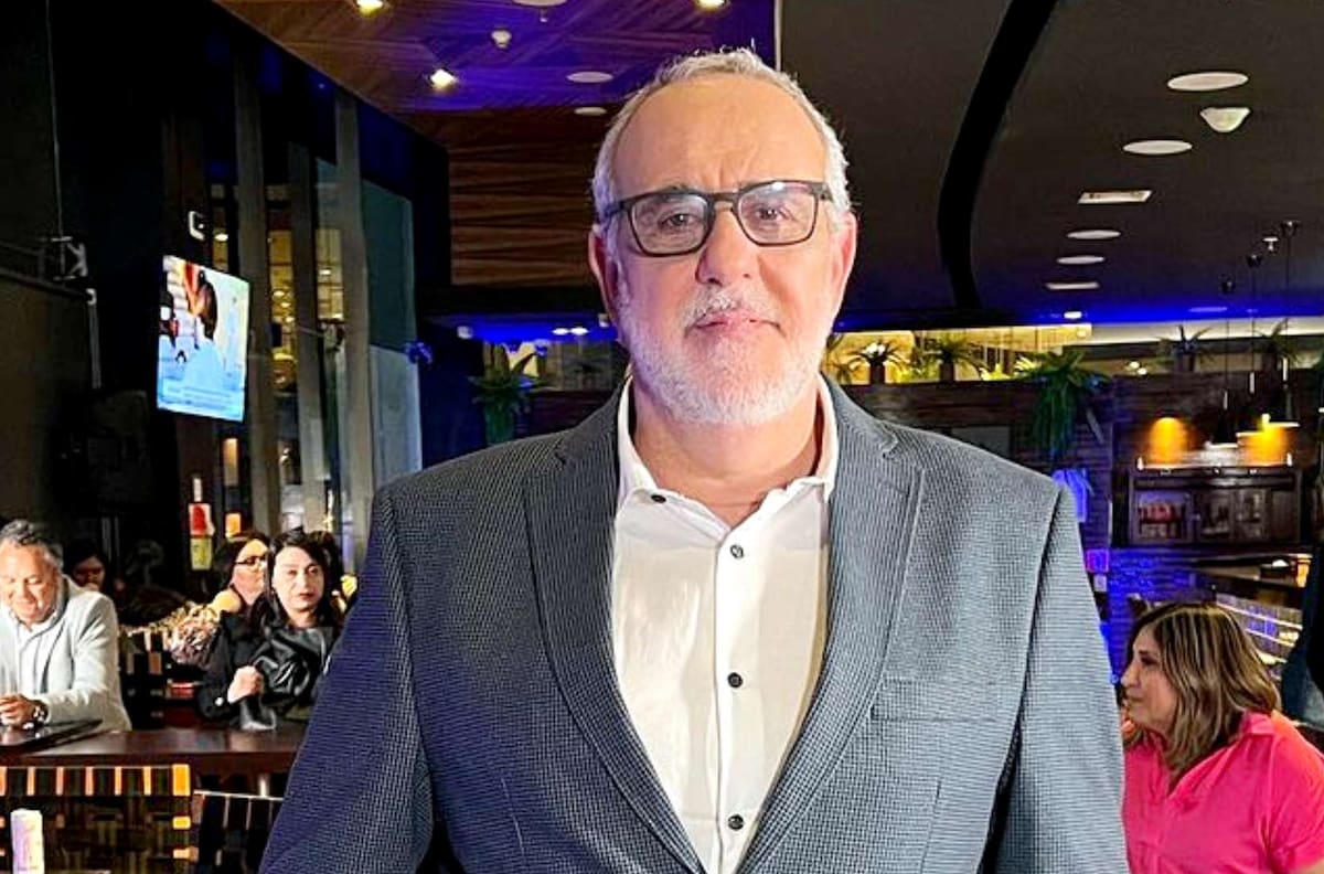 Roberto Dueñas responde a extrabajadores después de ser acusado de maltrato y difamación