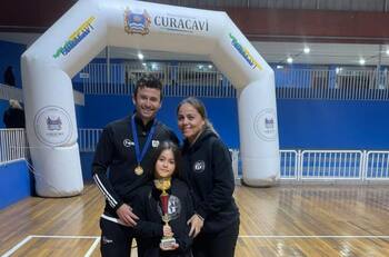 La nueva vida del Pájaro Gutiérrez: entre su escuela y a la espera que le pique el bicho por ser DT