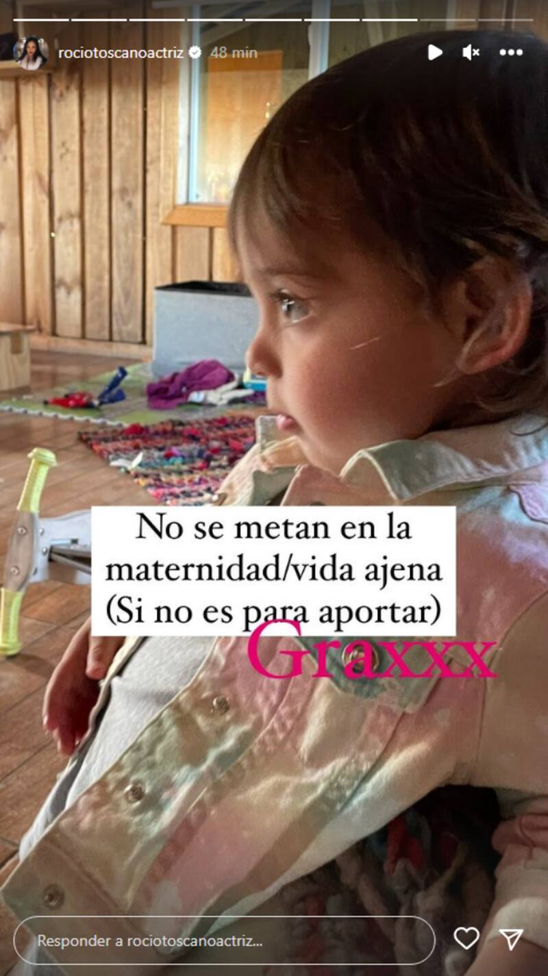 A través de redes Sociales, Rocío Toscano recibió críticas por la forma de vestir de su hijo y respondió muy claramente a los “haters”.