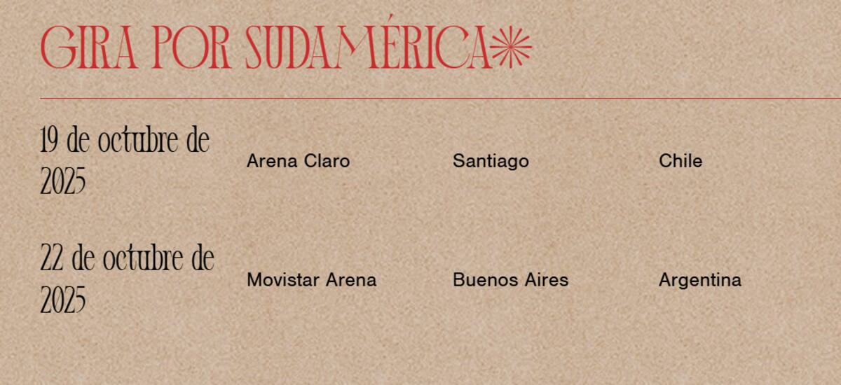 El equipo del británico anunciando el concierto en el Claro Arena.