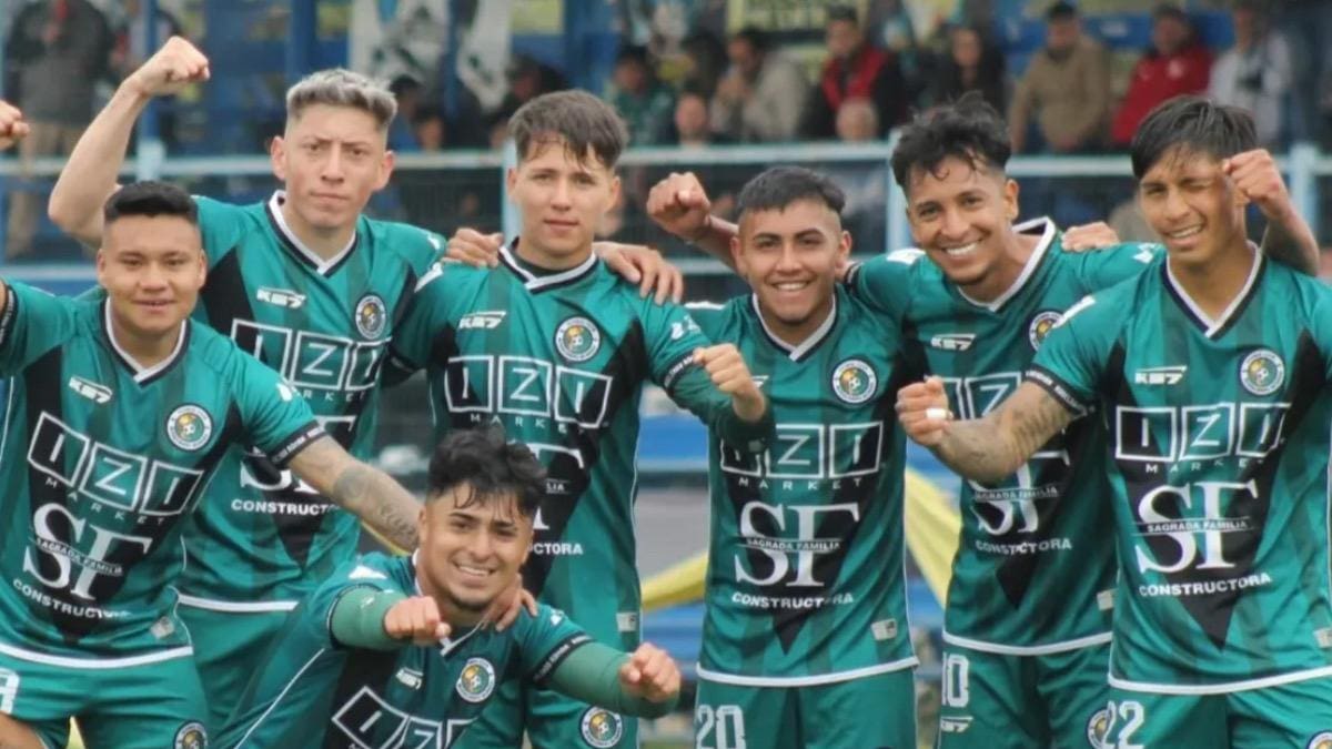 Se acerca al profesionalismo: Rodelindo Román remonta su llave y logra el ascenso a Tercera A