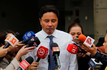 El plazo que dio Contraloría a alcalde Rodolfo Carter para explicar sus continuas visitas a matinales en TV