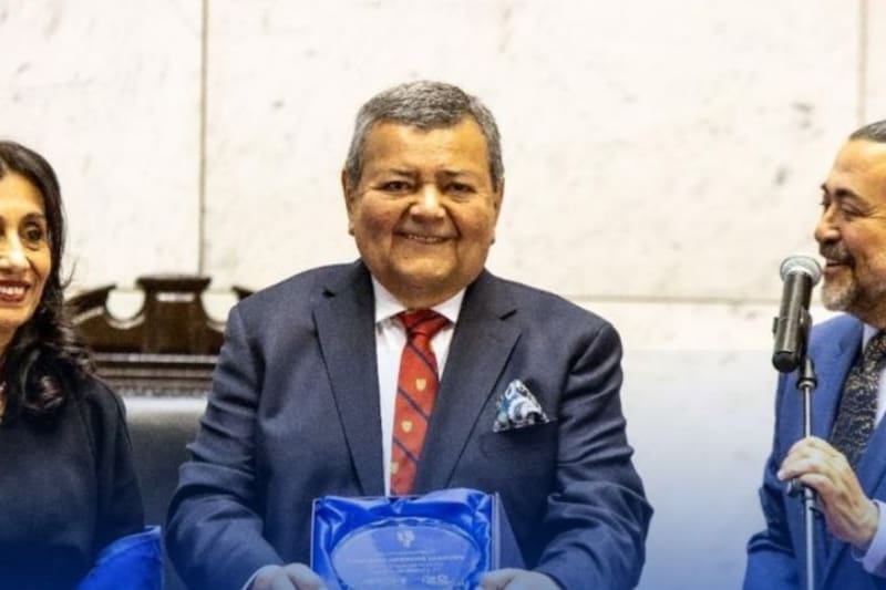 fue despedido por varios gremios del mundo de las comunicaciones.