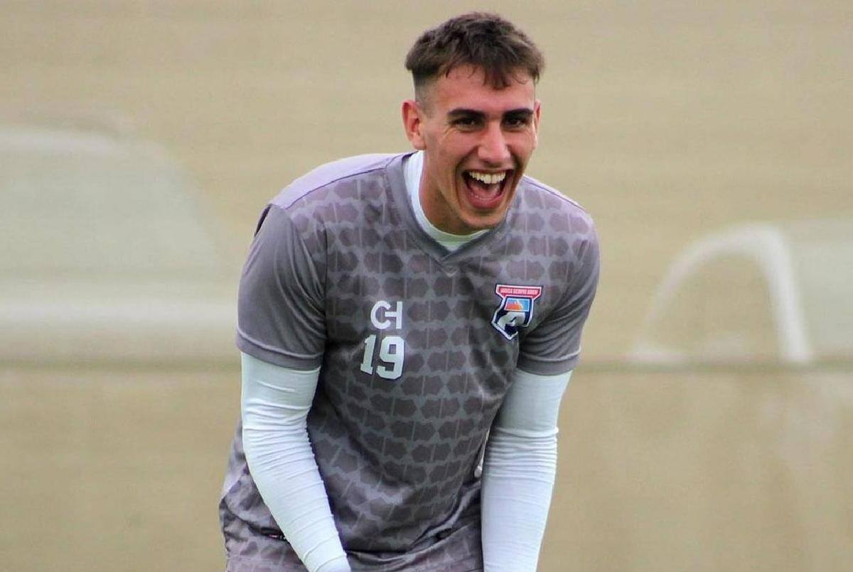 Rodrigo Auzmendi es el jugador con el que San Marcos de Arica tiene una deuda.