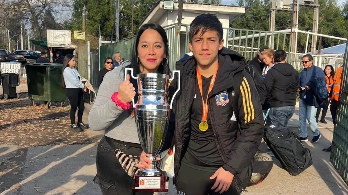 Madre de joya alba que debutó con 16 años: “El primer ofrecmiento fue de la U, pero acá somos todos de Colo Colo”