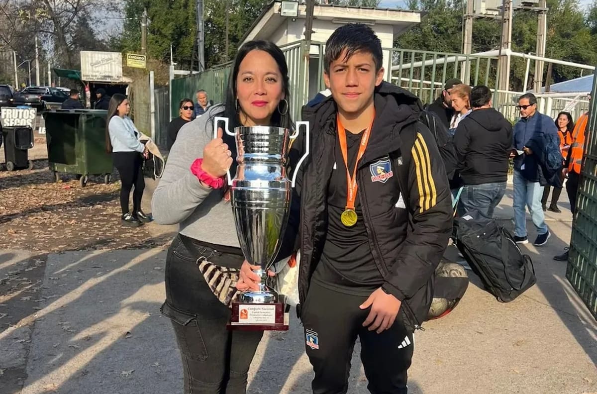 Madre de joya alba que debutó con 16 años: “El primer ofrecmiento fue de la U, pero acá somos todos de Colo Colo”