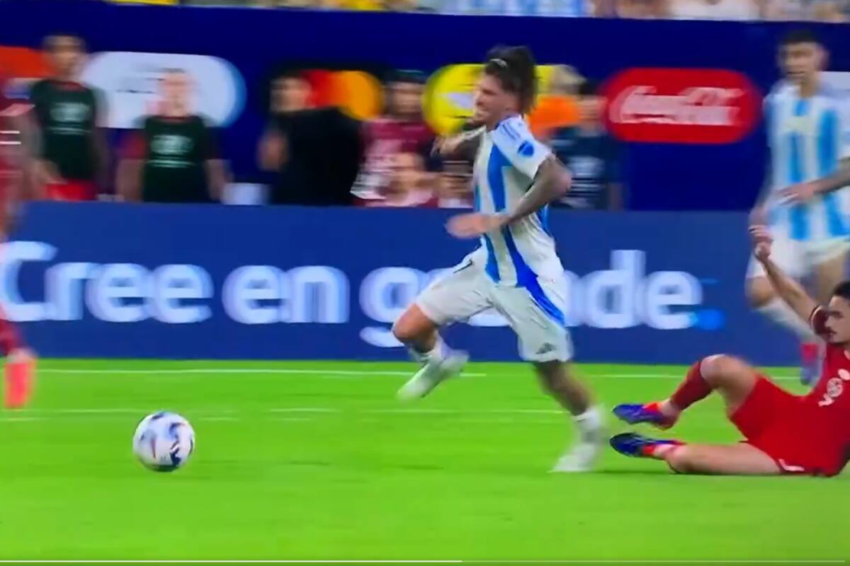 y su reacción tras el foul ante Canadá por Copa América.