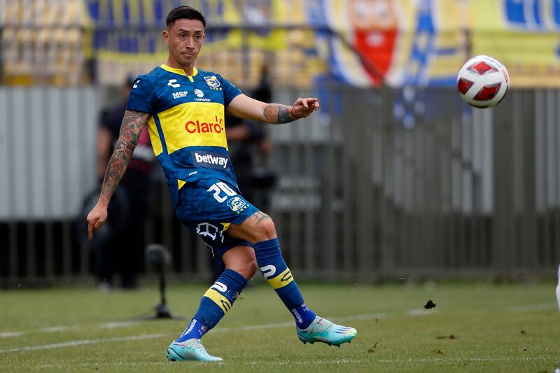 Rodrigo Echeverría se marchará de Everton.