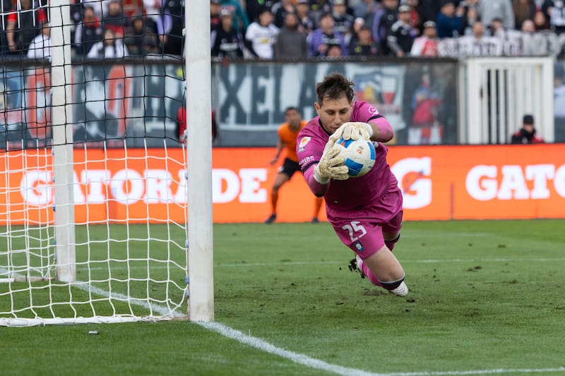 El guardameta uruguayo jugó durante el 2014 en el fútbol de Irán. Foto: Felipe Escobedo