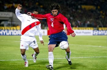Rodrigo Pérez, el histórico de La Roja que brilló en Perú: “Es un Clásico, pero los temas limítrofes o políticos no tienen nada que ver”