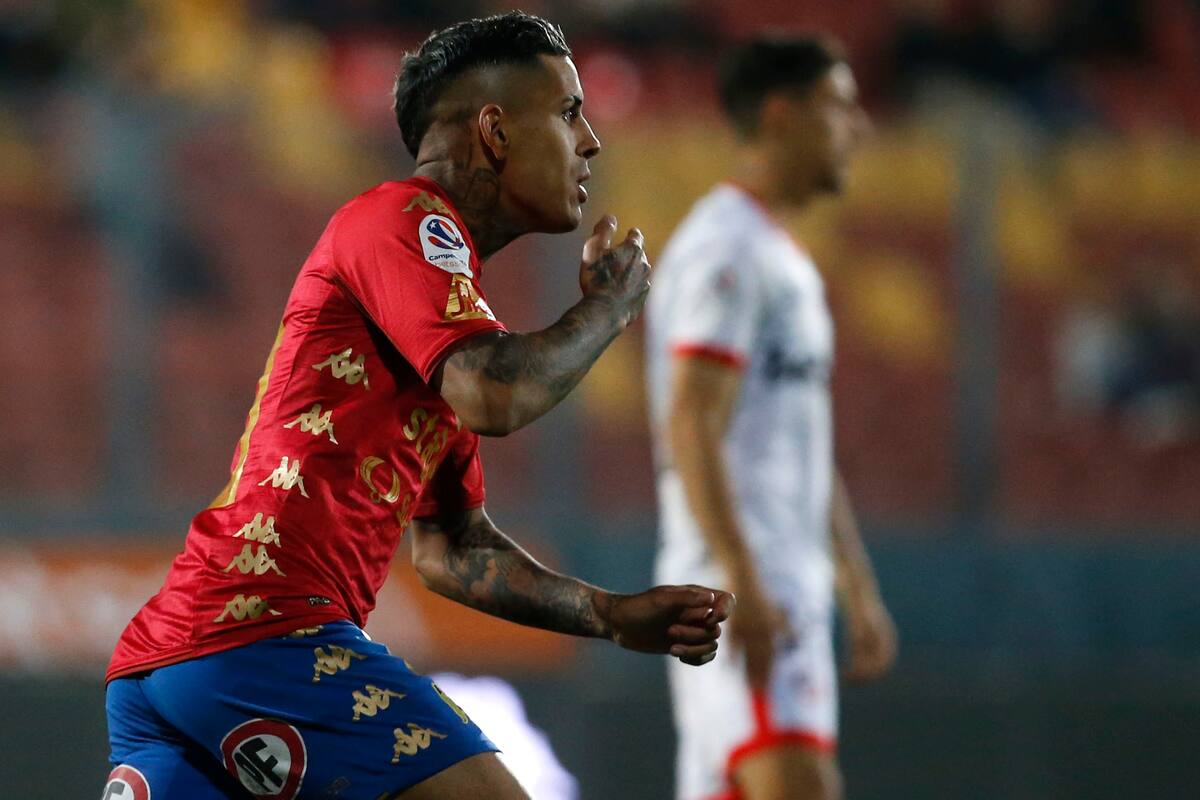 Rodrigo Piñeiro podría jugar en Peñarol el próximo semestre.