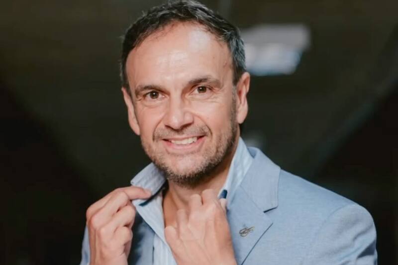 no asistió por dos días a la Radio Romántica. Créditos: @rodrigosepulvedalara.