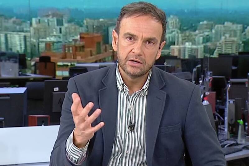 El comunicador cuestionó al gobierno por las viviendas entregas en el marco de los incendios forestales.